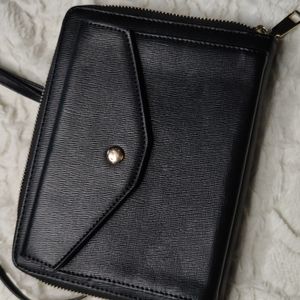 Blk crossbody bag